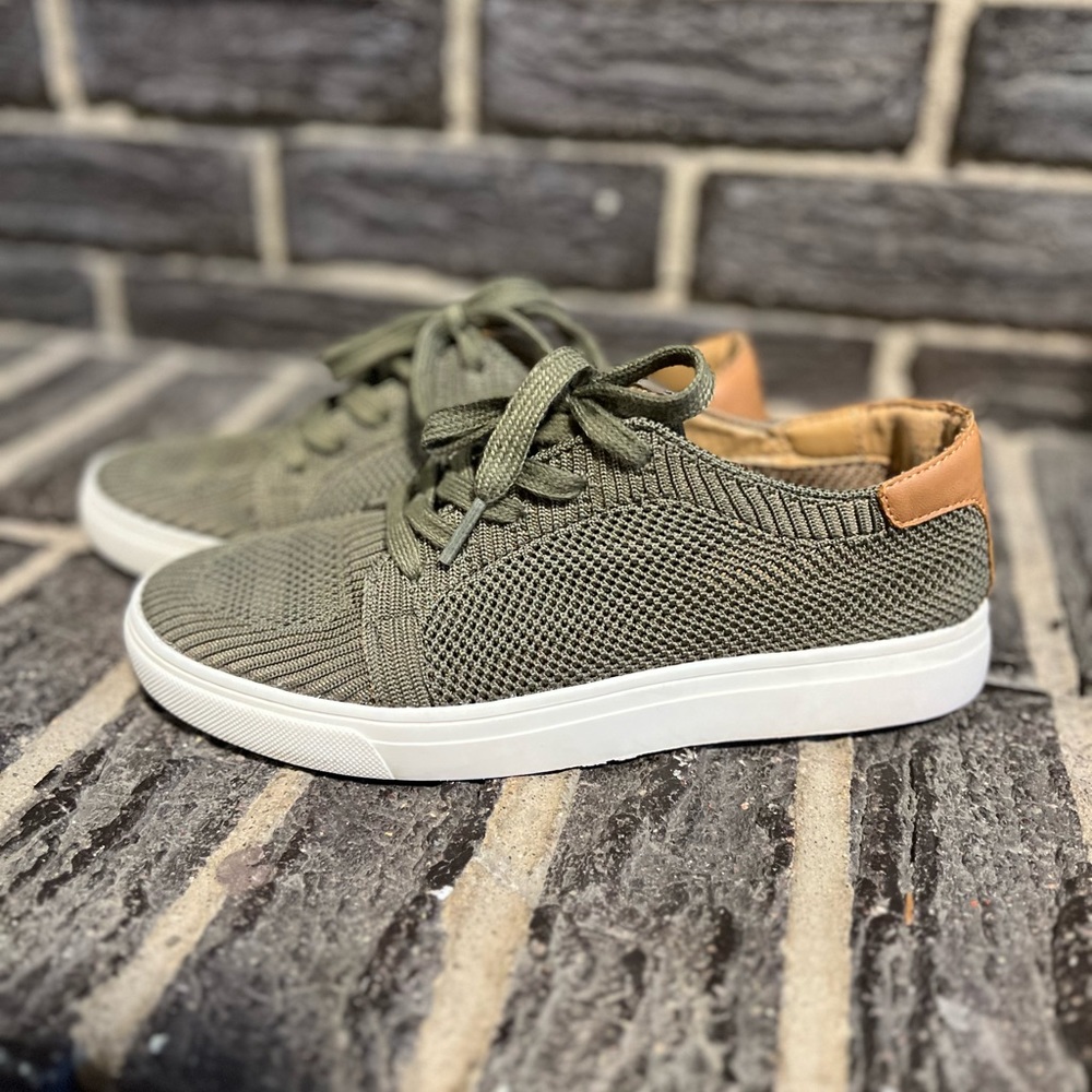 Lucky Brand Shoes